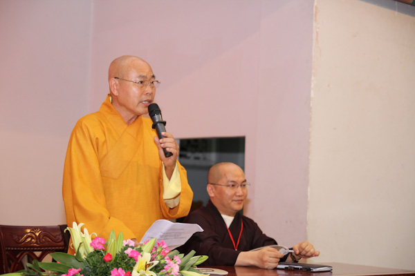 TP.HCM: Hàng ngàn người cùng tham dự chương trình “Giờ trái đất”