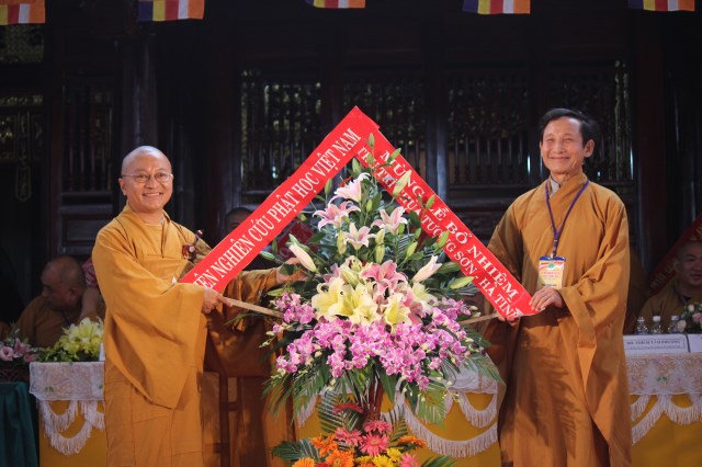 Hà Tĩnh: TT. Thích Nhật Từ chính thức nhận quyết định bổ nhiệm trụ trì chùa Tượng Sơn