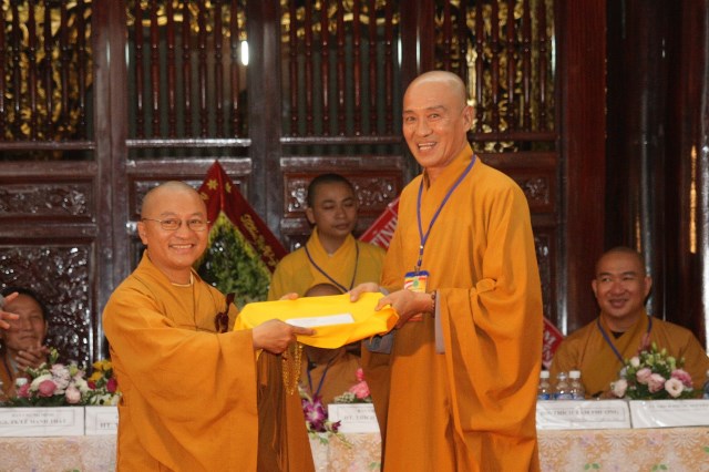 Hà Tĩnh: TT. Thích Nhật Từ chính thức nhận quyết định bổ nhiệm trụ trì chùa Tượng Sơn