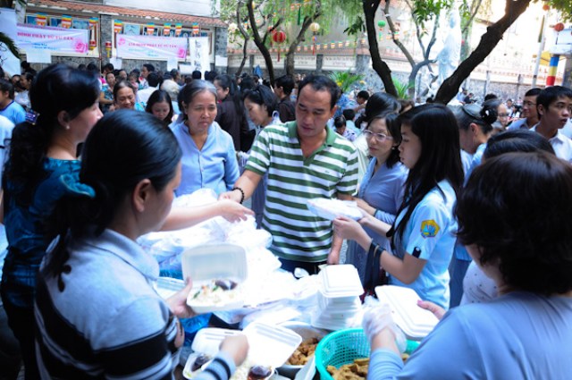 TP.HCM: Chùa Từ Tân tổ chức Lễ Phật Thành Đạo