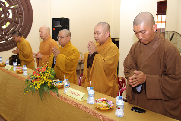 TP.HCM: Phật giáo Q. Tân Bình tổng kết Phật sự &amp; trao giáo chỉ tấn phong