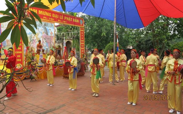 Hà Nôi-Lễ Phật đản chùa Báo Ân