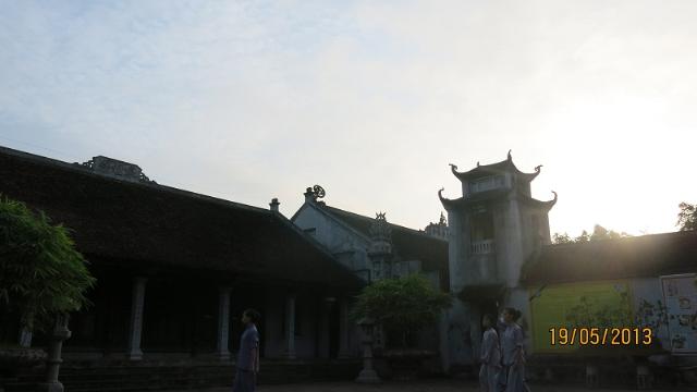Khóa tu mừng ngày Phật đản với chủ đề ‘’ Tri ơn Phật đản sinh’’ tại chùa Sủi