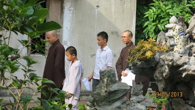 Khóa tu mừng ngày Phật đản với chủ đề ‘’ Tri ơn Phật đản sinh’’ tại chùa Sủi
