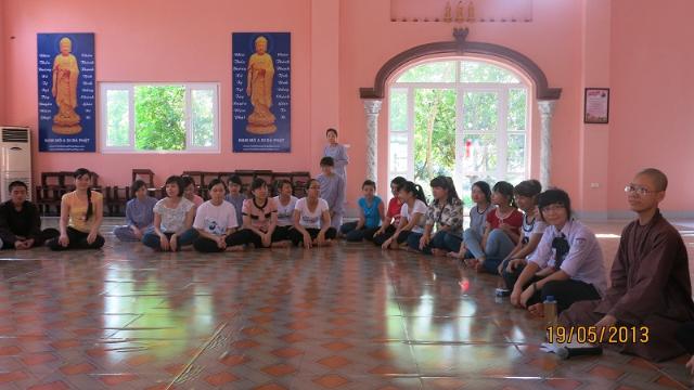 Khóa tu mừng ngày Phật đản với chủ đề ‘’ Tri ơn Phật đản sinh’’ tại chùa Sủi
