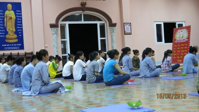 Khóa tu mừng ngày Phật đản với chủ đề ‘’ Tri ơn Phật đản sinh’’ tại chùa Sủi