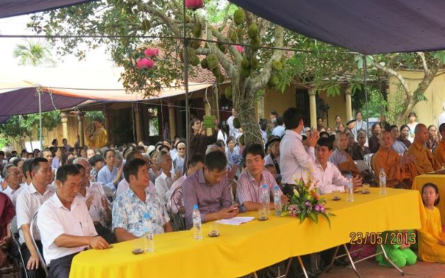 Hà Nôi-Lễ Phật đản chùa Báo Ân