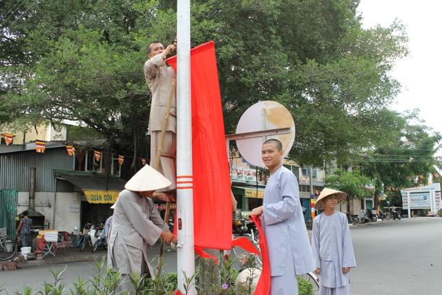 Đồng Tháp: Công Tác Chuẩn Bị Lễ Phật Đản PL. 2557