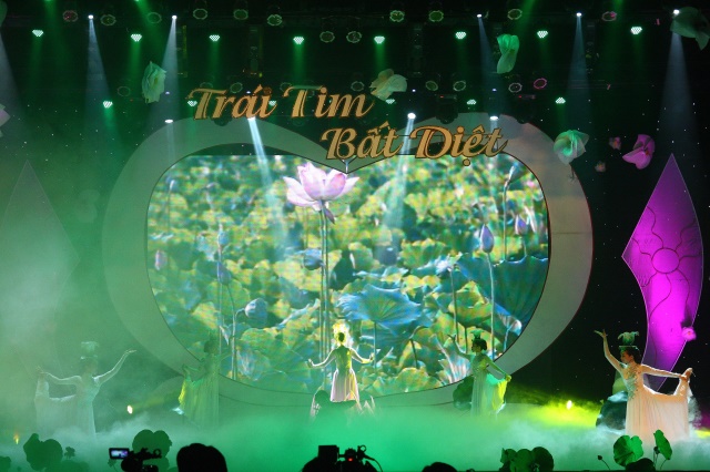 TP.HCM: Hoành tráng chương trình văn nghệ “Trái tim bất diệt”