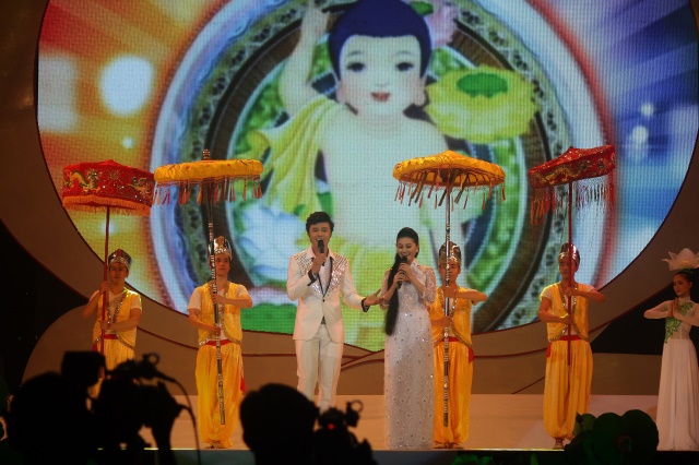 TP.HCM: Hoành tráng chương trình văn nghệ “Trái tim bất diệt”