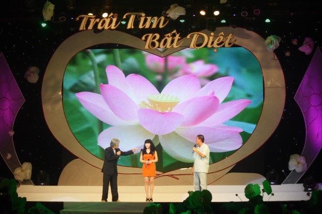 TP.HCM: Hoành tráng chương trình văn nghệ “Trái tim bất diệt”