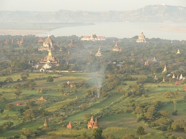 Những ngôi chùa độc đáo ở Bagan