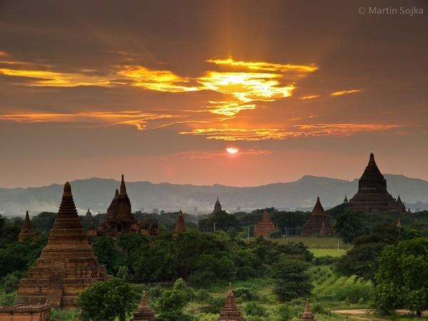 Những ngôi chùa độc đáo ở Bagan