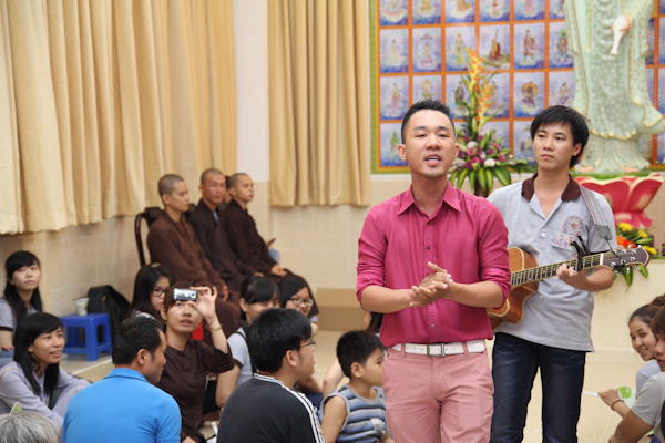 TP.HCM: Chùa Thiện Mỹ tổ chức đêm nhạc mừng PĐ 2557 và khánh thành giảng đường mới
