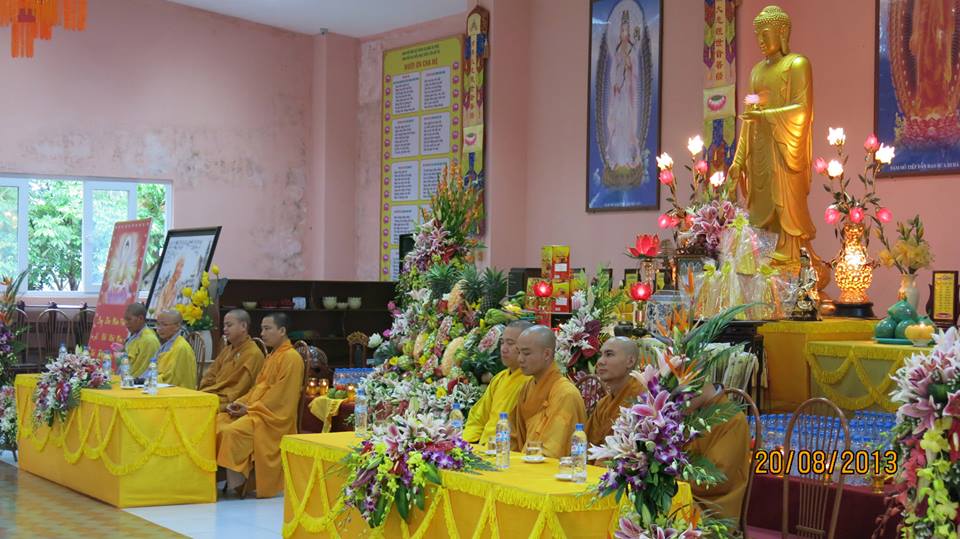 Hà Nội: Vu Lan Báo Hiếu tại chùa Sủi