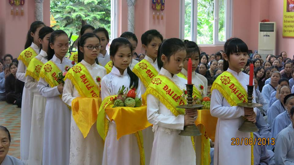 Hà Nội: Vu Lan Báo Hiếu tại chùa Sủi
