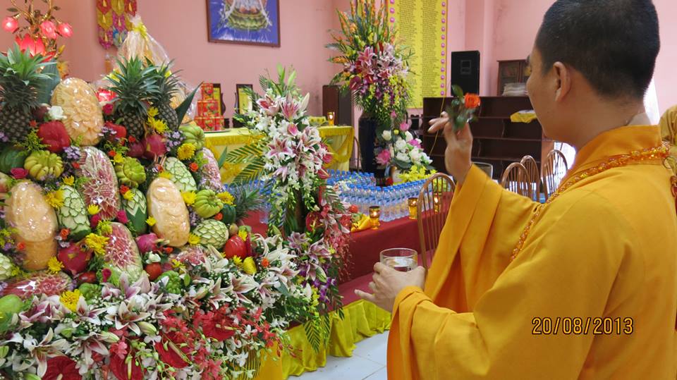 Hà Nội: Vu Lan Báo Hiếu tại chùa Sủi