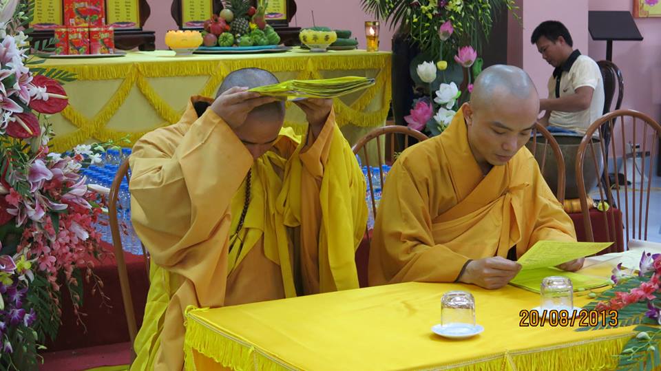 Hà Nội: Vu Lan Báo Hiếu tại chùa Sủi