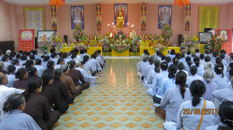 Hà Nội: Vu Lan Báo Hiếu tại chùa Sủi