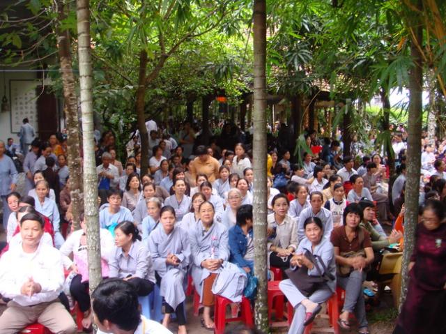 BRVT: 20.000 Người Dự Lễ Hội Vu Lan Tại Viện Chuyên Tu