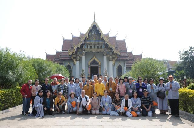 Đoàn Phật tử Hoa Kỳ, Cananda và Việt Nam hành hương đất Phật