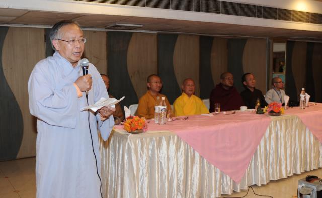Đoàn Phật tử Hoa Kỳ, Cananda và Việt Nam hành hương đất Phật