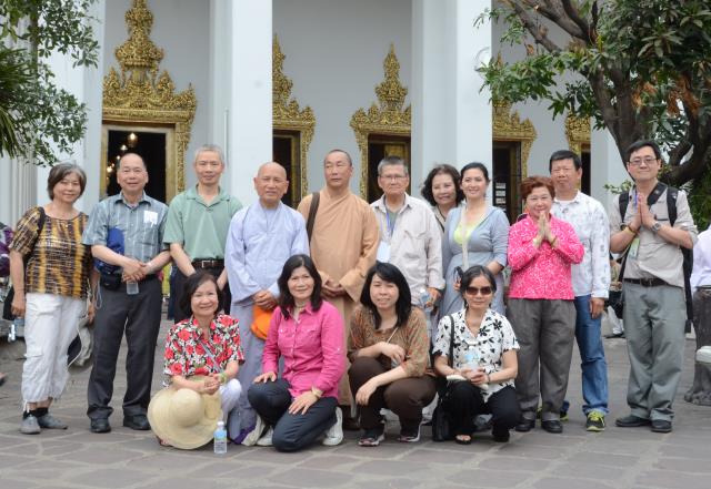 Đoàn Phật tử Hoa Kỳ, Cananda và Việt Nam hành hương đất Phật