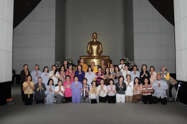 Đoàn Phật tử Hoa Kỳ, Cananda và Việt Nam hành hương đất Phật