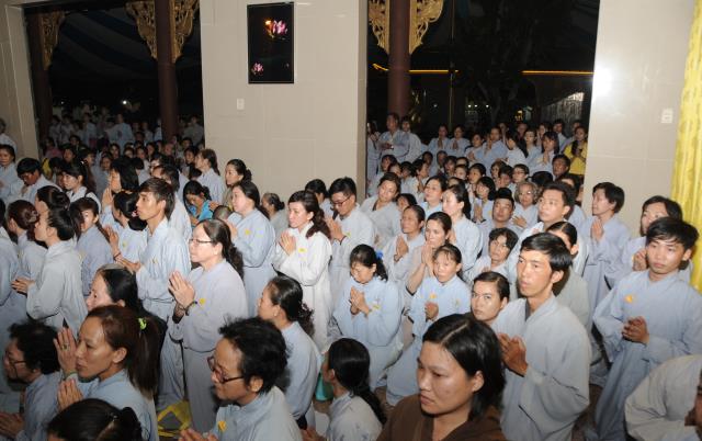 Chùm ảnh: Lễ nhập kim quan và phát tang ĐLHT Thích Trí Tịnh