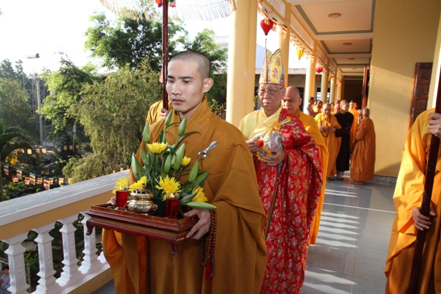 Hỉnh ảnh Lễ nhập kim quang cố Hòa Thượng Thích Đổng Quang