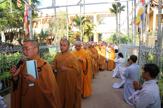 Hỉnh ảnh Lễ nhập kim quang cố Hòa Thượng Thích Đổng Quang