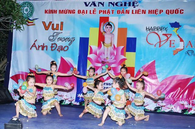 GIA LAI: PHẬT GIÁO HUYỆN ĐĂKPƠ TUẦN LỄ PHẬT ĐẢN