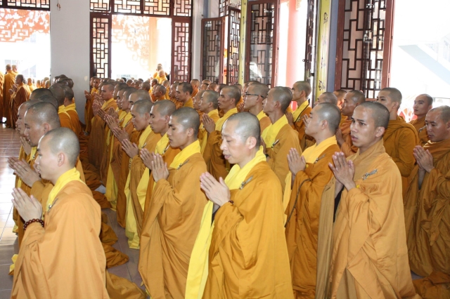 Chùm ảnh: Phụng tống Di ảnh ĐLHT. Thích Trí Tịnh thăm viếng trụ sở TƯ GHPGVN - Văn phòng BTS GHPGVN Tp. HCM