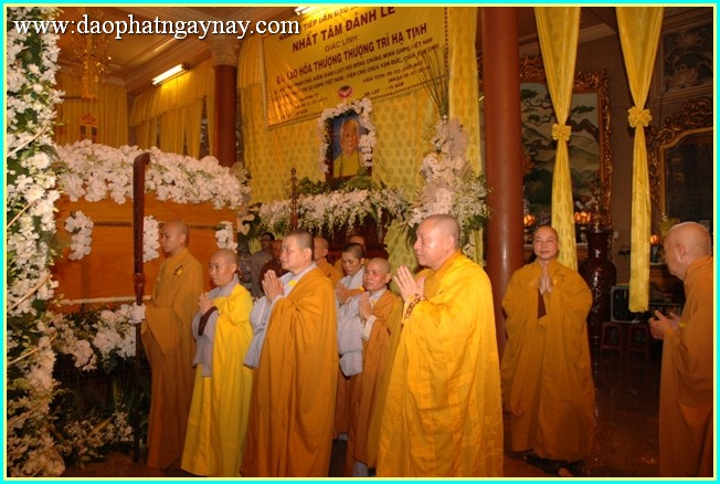 Chùm ảnh: Lãnh đạo Đảng, Nhà nước, Chính phủ viếng lễ tang ĐLHT. Thích Trí Tịnh