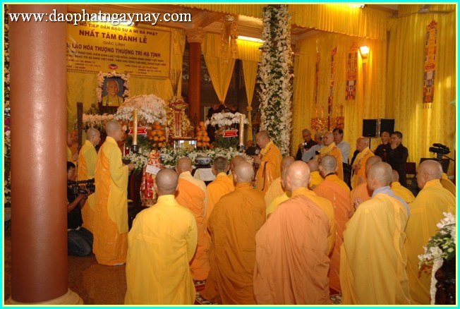 Chùm ảnh: Lãnh đạo Đảng, Nhà nước, Chính phủ viếng lễ tang ĐLHT. Thích Trí Tịnh