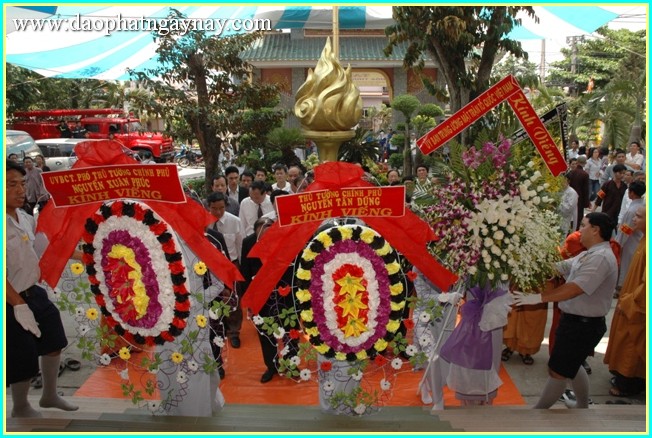 Chùm ảnh: Lãnh đạo Đảng, Nhà nước, Chính phủ viếng lễ tang ĐLHT. Thích Trí Tịnh