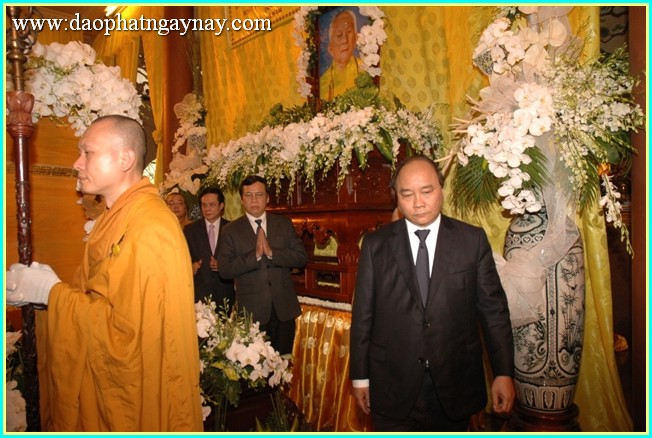 Chùm ảnh: Lãnh đạo Đảng, Nhà nước, Chính phủ viếng lễ tang ĐLHT. Thích Trí Tịnh