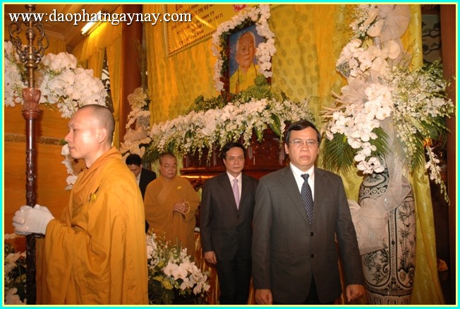 Chùm ảnh: Lãnh đạo Đảng, Nhà nước, Chính phủ viếng lễ tang ĐLHT. Thích Trí Tịnh