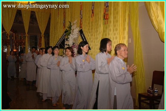 Chùm ảnh: Các phái đoàn viếng tang lễ ĐLHT. Thích Trí Tịnh ngày 30-03-2014