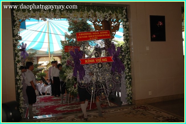Chùm ảnh: Các phái đoàn viếng tang lễ ĐLHT. Thích Trí Tịnh ngày 30-03-2014