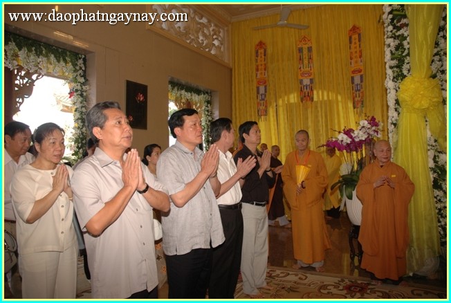 Chùm ảnh: Các phái đoàn viếng tang lễ ĐLHT. Thích Trí Tịnh ngày 30-03-2014