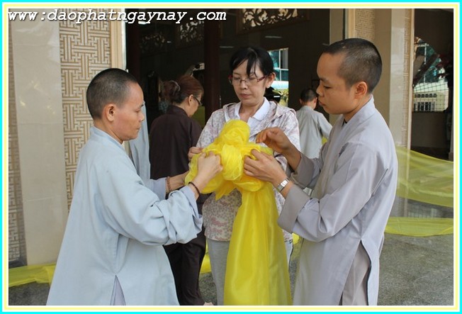 Chùm ảnh: Công tác trần thiết tang lễ Đại lão HT. Thích Trí Tịnh