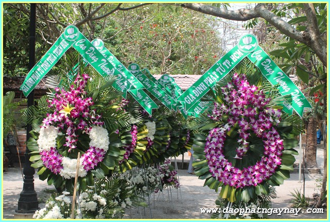 Chùm ảnh: Các phái đoàn viếng Giác linh ĐLHT. Thích Trí Tịnh buổi chiều ngày 01-04-2014