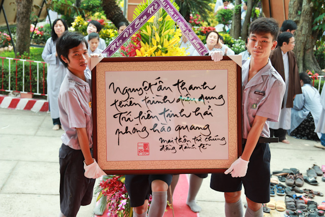 Chùm ảnh: Các phái đoàn viếng tang lễ ĐLHT. Thích Trí Tịnh ngày 30-03-2014