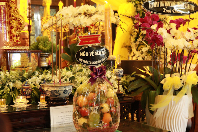 Chùm ảnh: Các phái đoàn viếng tang lễ ĐLHT. Thích Trí Tịnh ngày 30-03-2014