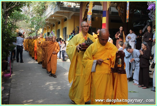 Chùm ảnh: Các phái đoàn viếng Giác linh ĐLHT. Thích Trí Tịnh buổi chiều ngày 01-04-2014