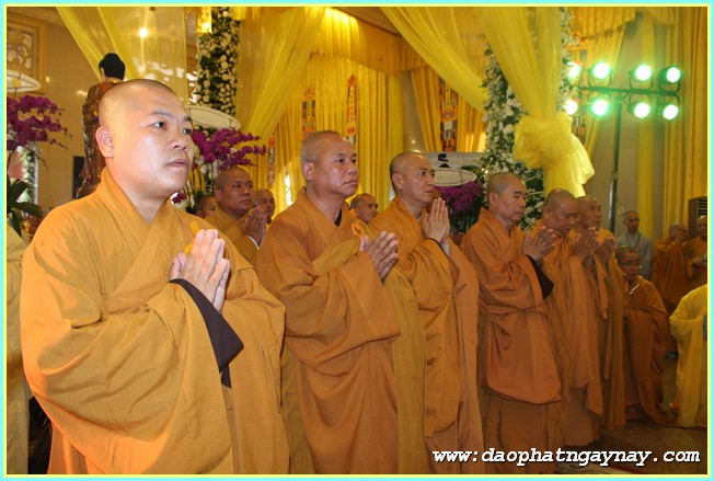 Chùm ảnh: Các phái đoàn viếng Giác linh ĐLHT. Thích Trí Tịnh buổi chiều ngày 01-04-2014