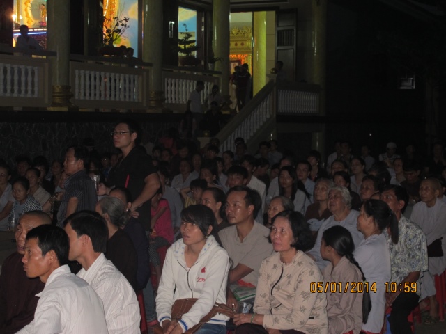 Tiền Giang: Hơn 3000 người xem phim Cuộc Đời Đức Phật tại chùa Phước Ân