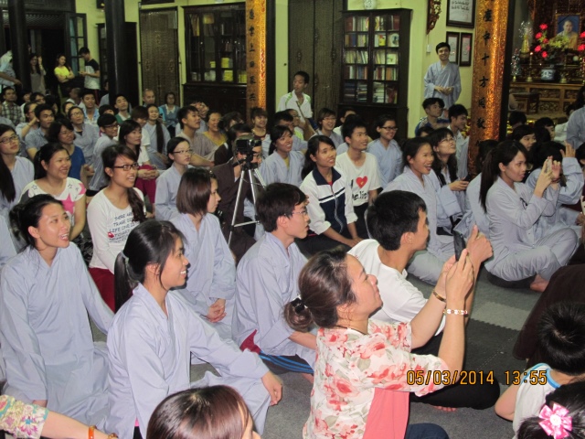 Hà Nội: Hơn 1000 người xem phim Cuộc Đời Đức Phật tại chùa Đình Quán