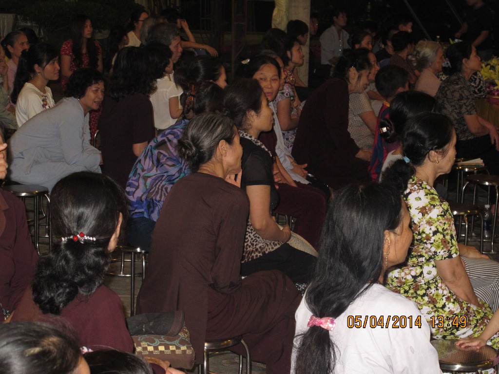 Thanh Hóa: Hơn 200 người xem phim Cuộc Đời Đức Phật tại chùa Đại Bi